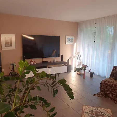 Casa Nadja, Naehe Skigebiet Flims-lax * Ems