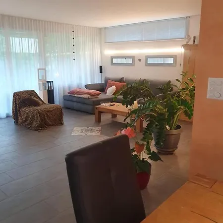 Casa Nadja, Naehe Skigebiet Flims-lax בית נופש